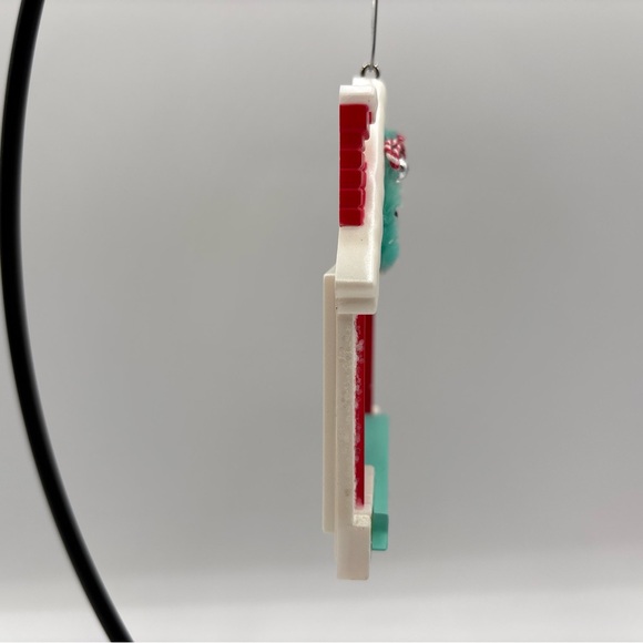 Hallmark Keepsake 2018 Our First Christmas - Christmas Tree Photo Holder - Picture 7 of 12